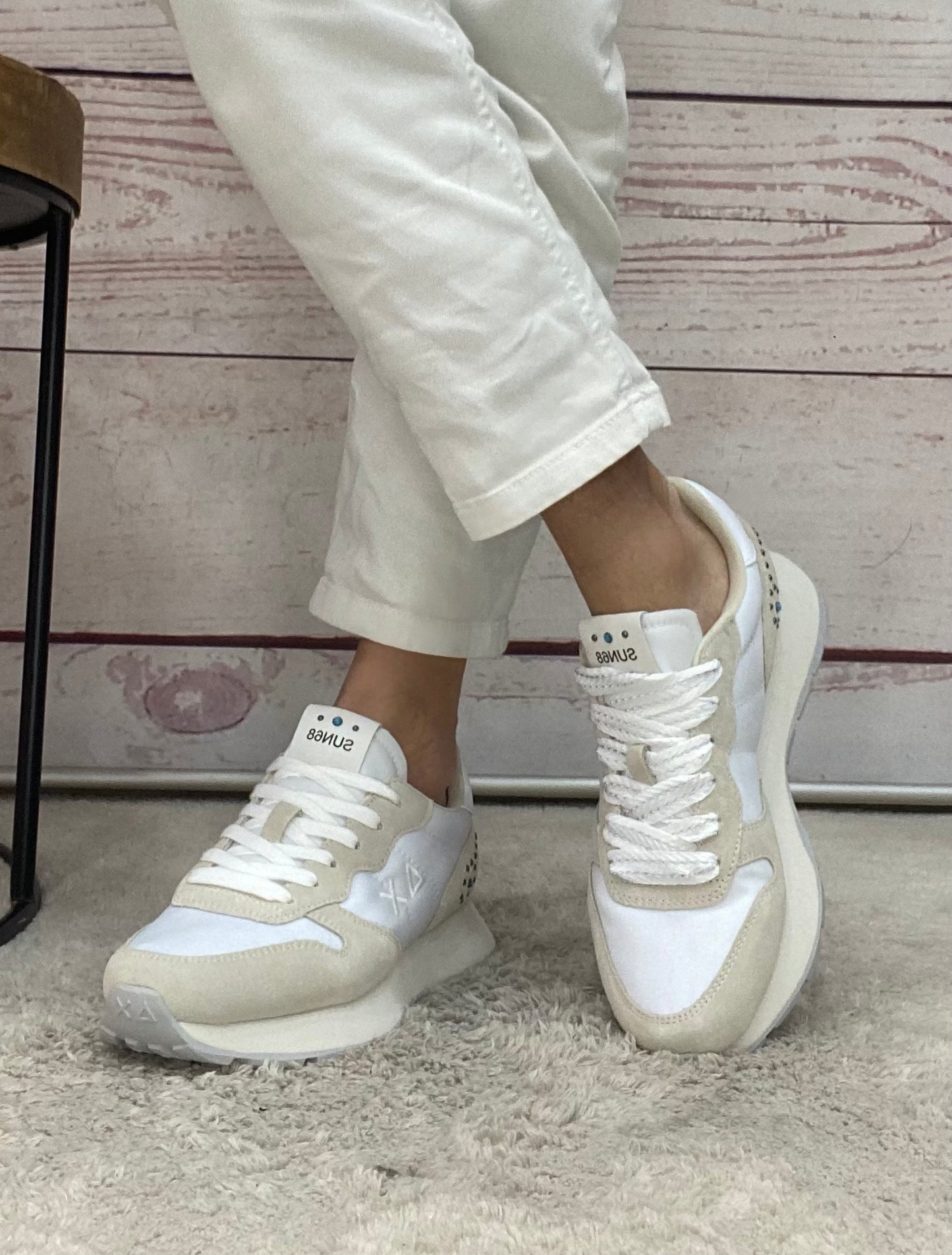 Sun68 Ally Studs 01 Bianco