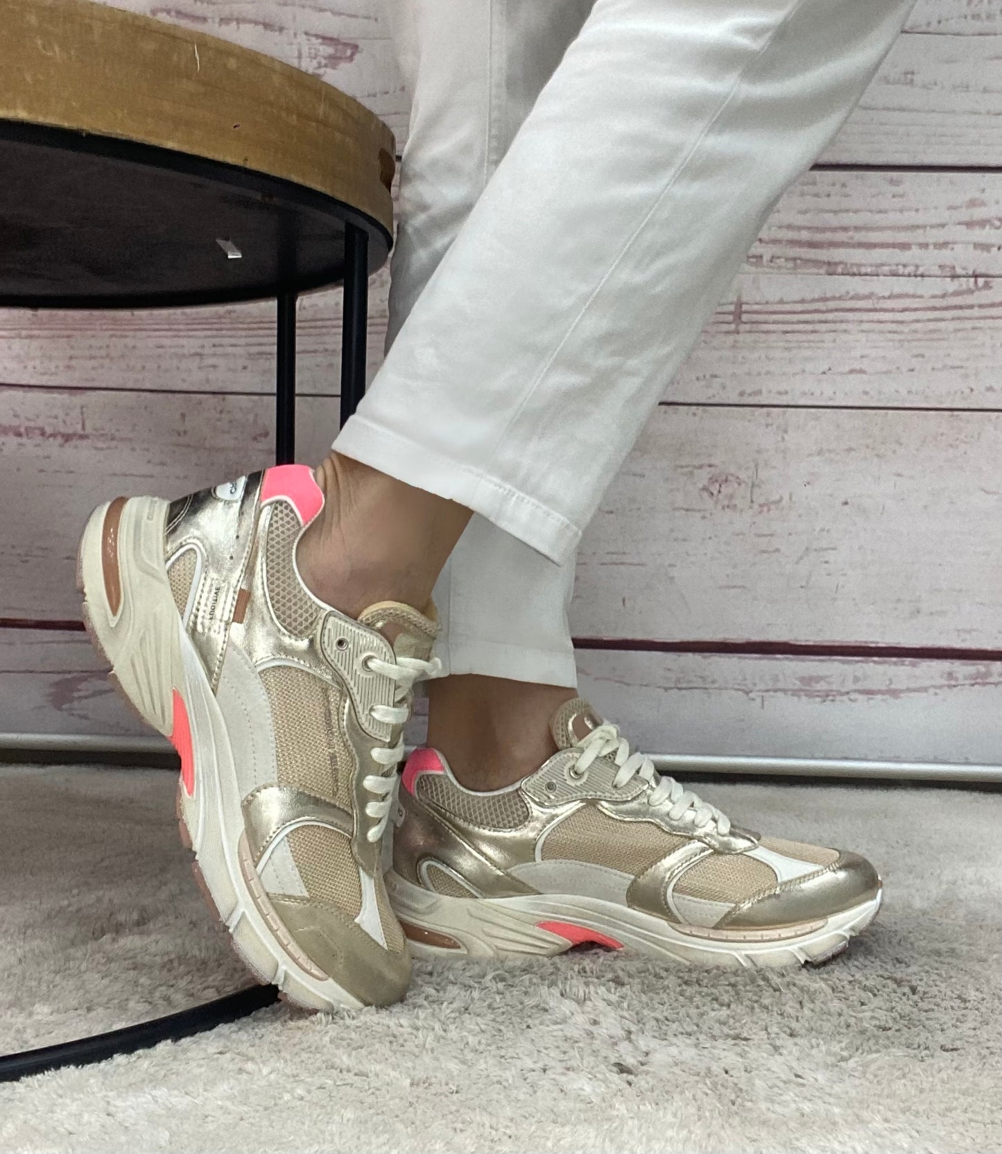 Crime Fugitive 9094 Gold Rush