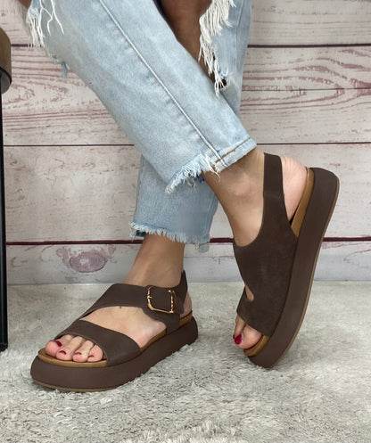 Inuovo Sandalo Dark Brown A96064