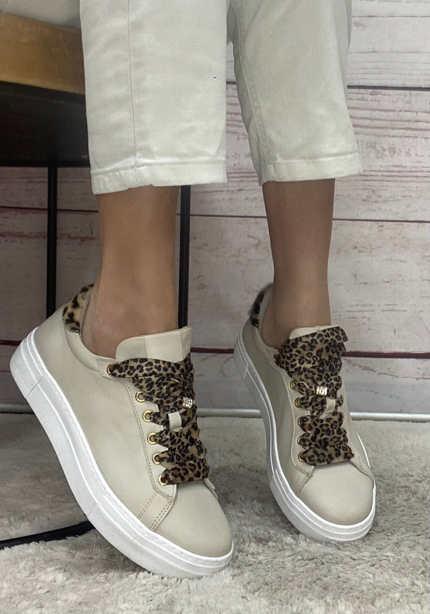 Step Nappa Cream pony leo