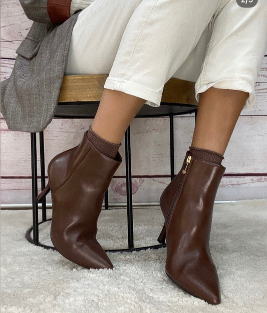 F.M. Tronchetto pelle testa moro tacco 7