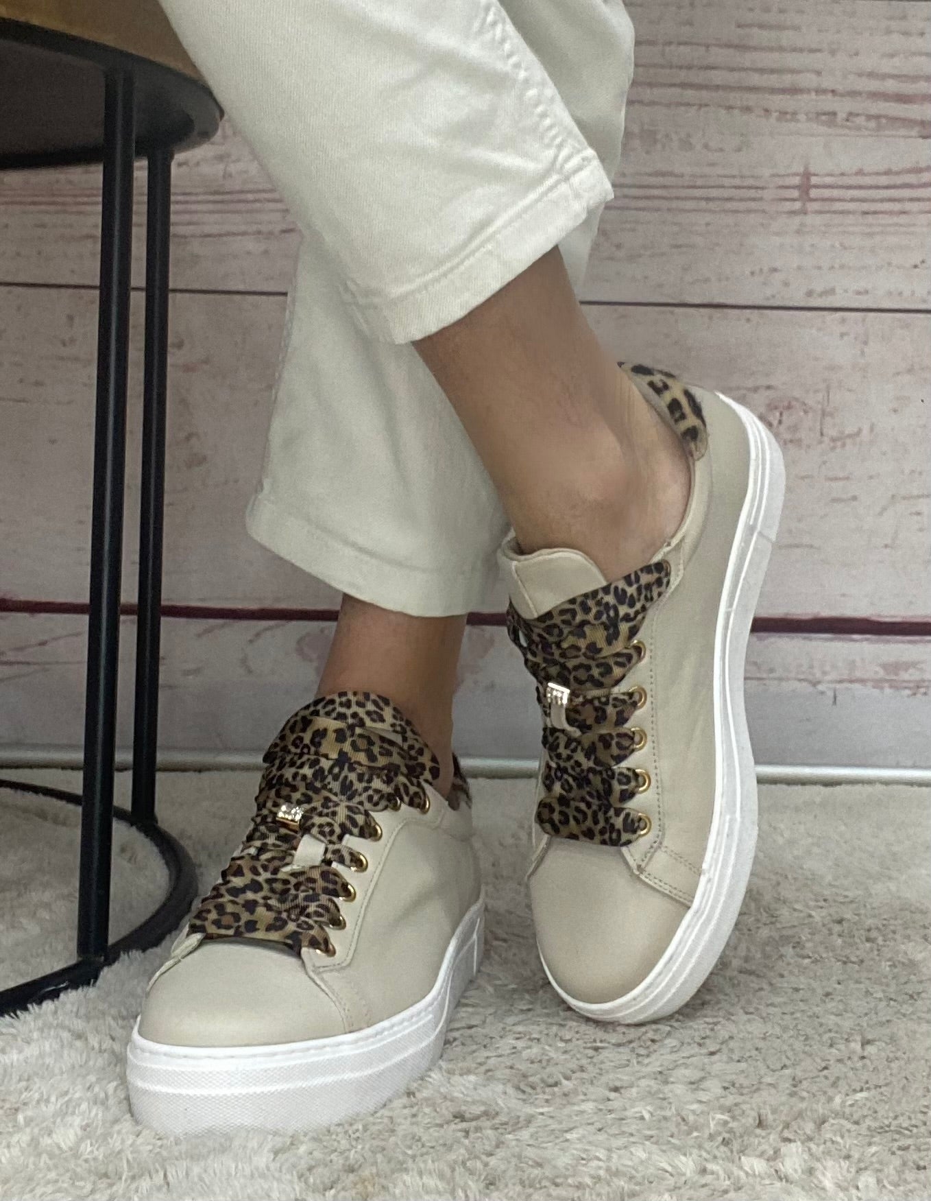 Step Nappa Cream pony leo