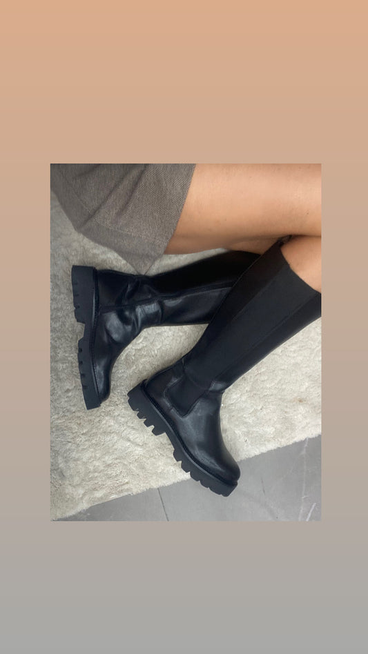 Vueva Stivale in pelle nero