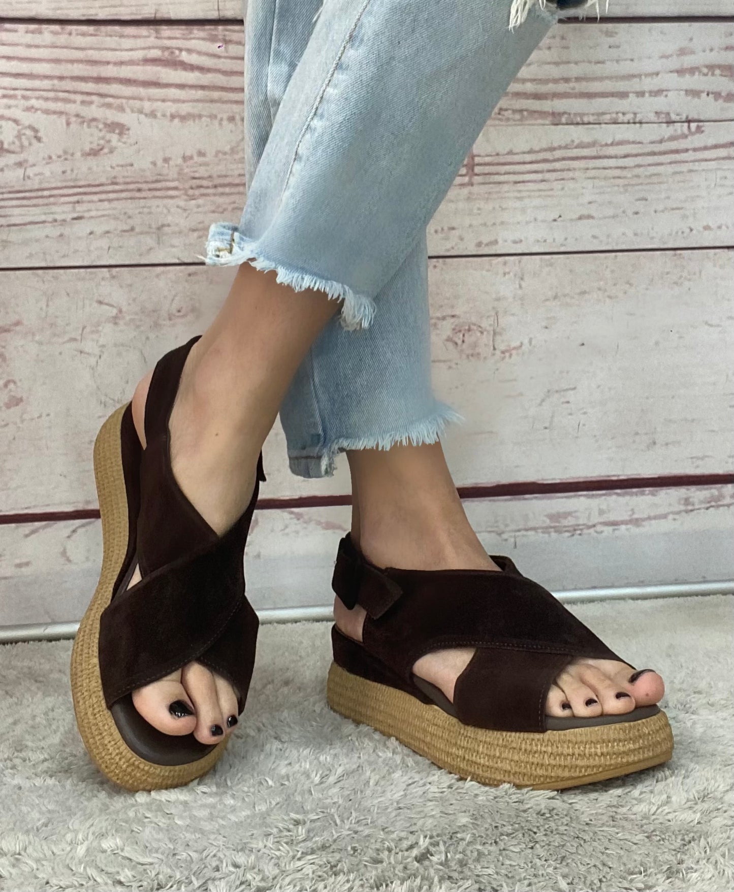 Creative sandalo platform suede testa moro