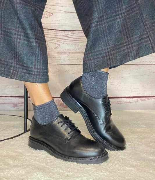 Hosis 5294 stringata  pelle nera