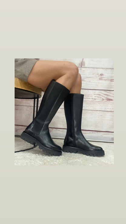 Vueva Stivale in pelle nero