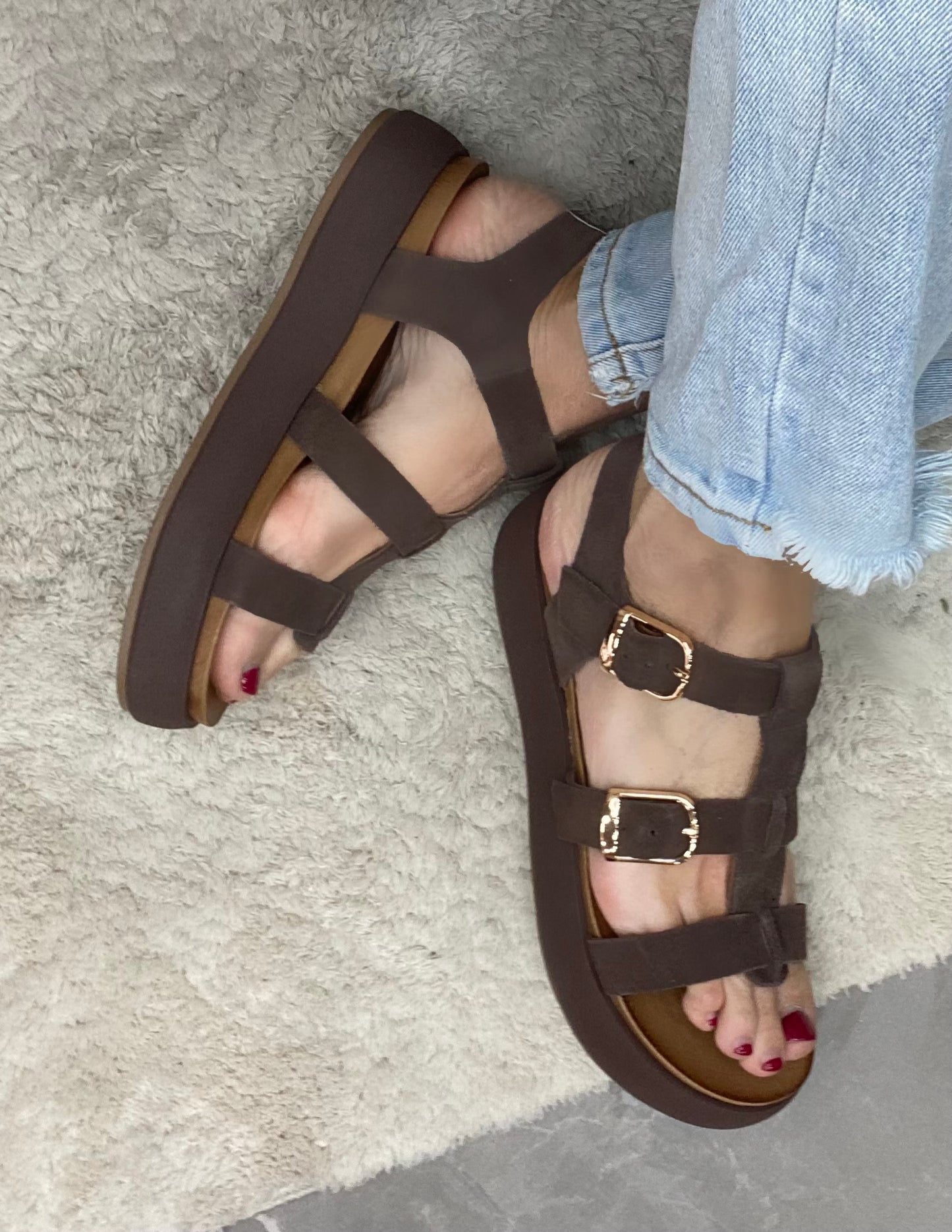 Inuovo Sandalo Dark Brown A96046
