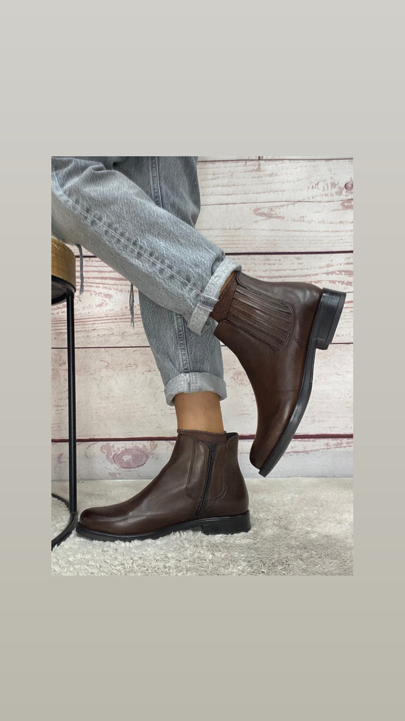 Vueva Beatles pelle marrone